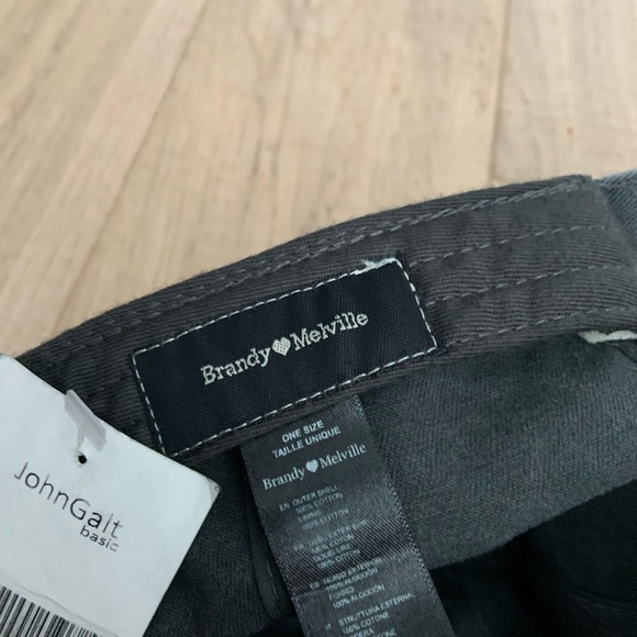 NWT RARE Brandy Melville uh huh honey hat - Picture 4 of 5